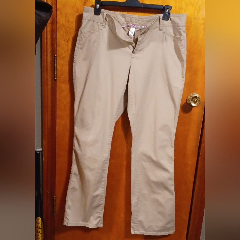 Maurices size 18 long khaki pants